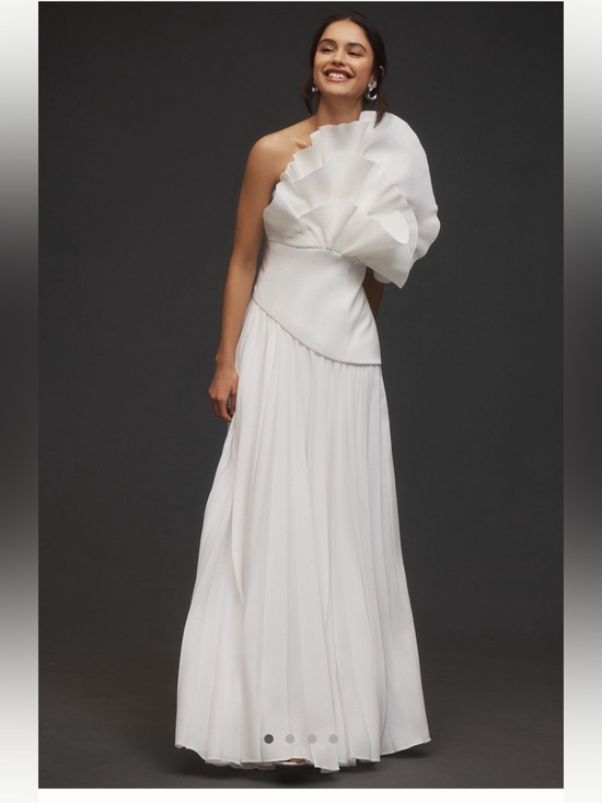 Acler Dresses & Skirts - Acler White One-Shoulder Ruffle Gown
